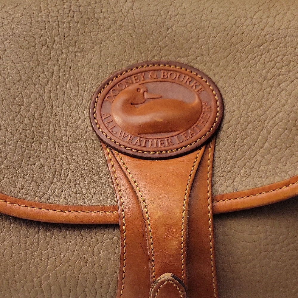 Dooney & Bourke Women's Brown Leather Shoulder Bag
